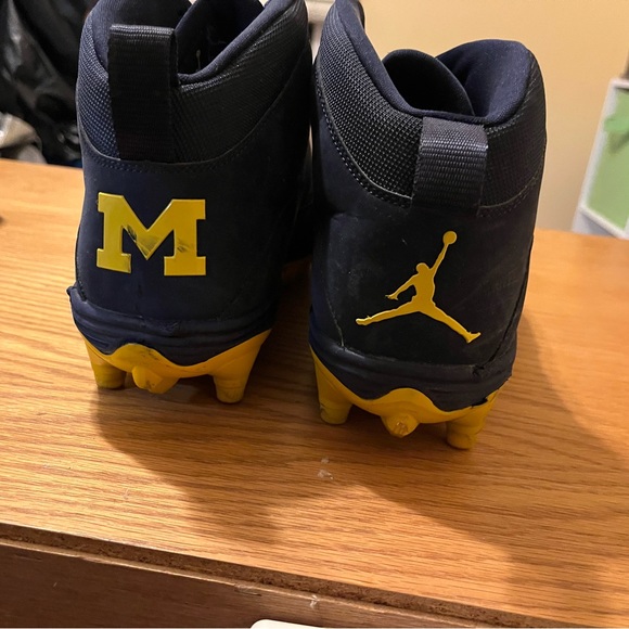 Jordan Shoes Size 4 Michigan Football Team Issued Jordan Cleats